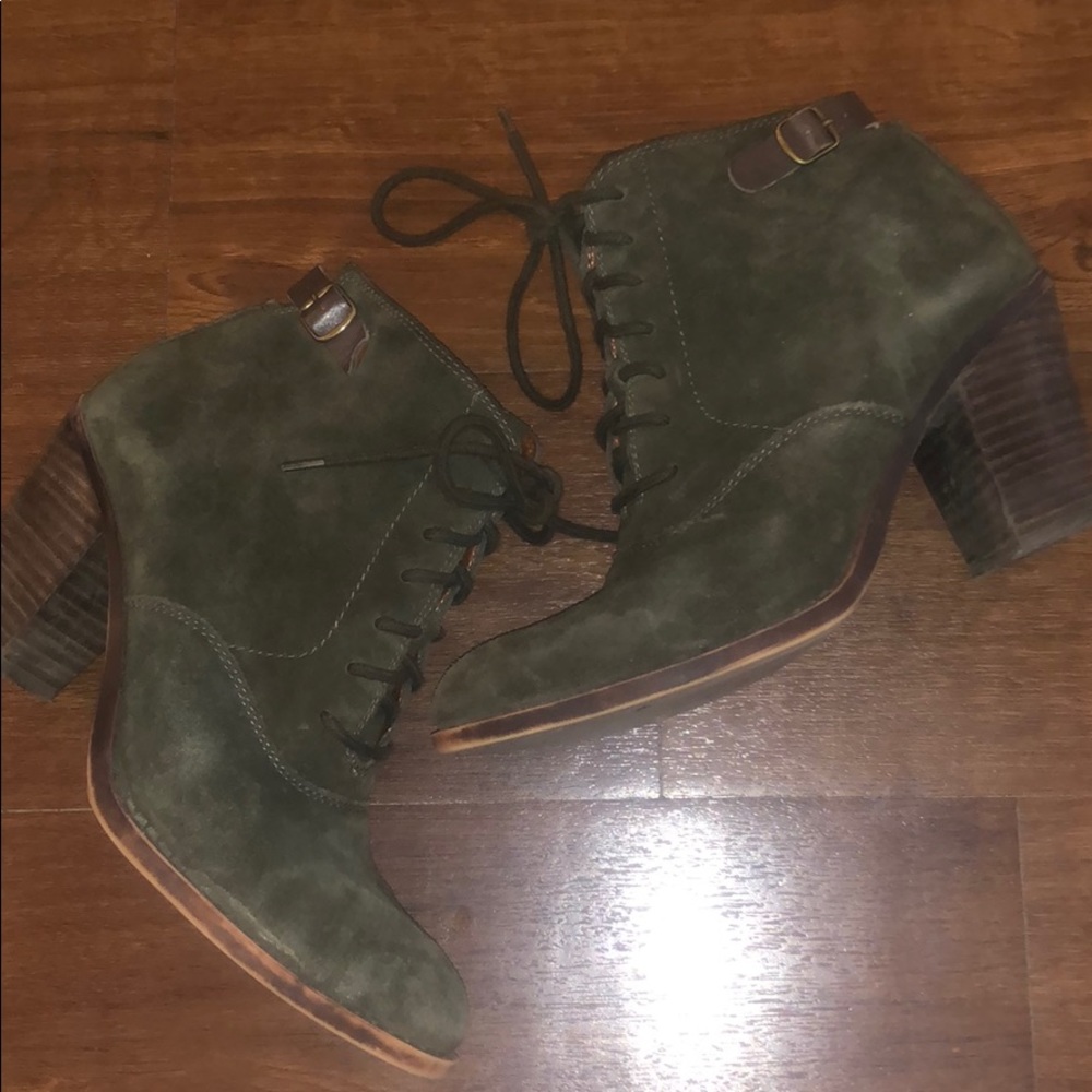 Booties with heel